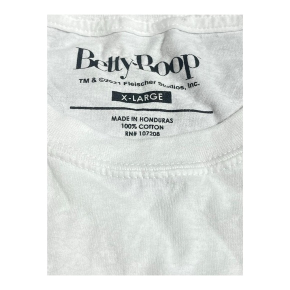 437-Betty Boop white crop top - super cute and retro! #y2k #croptop #bettyboop - Picture 3 of 5